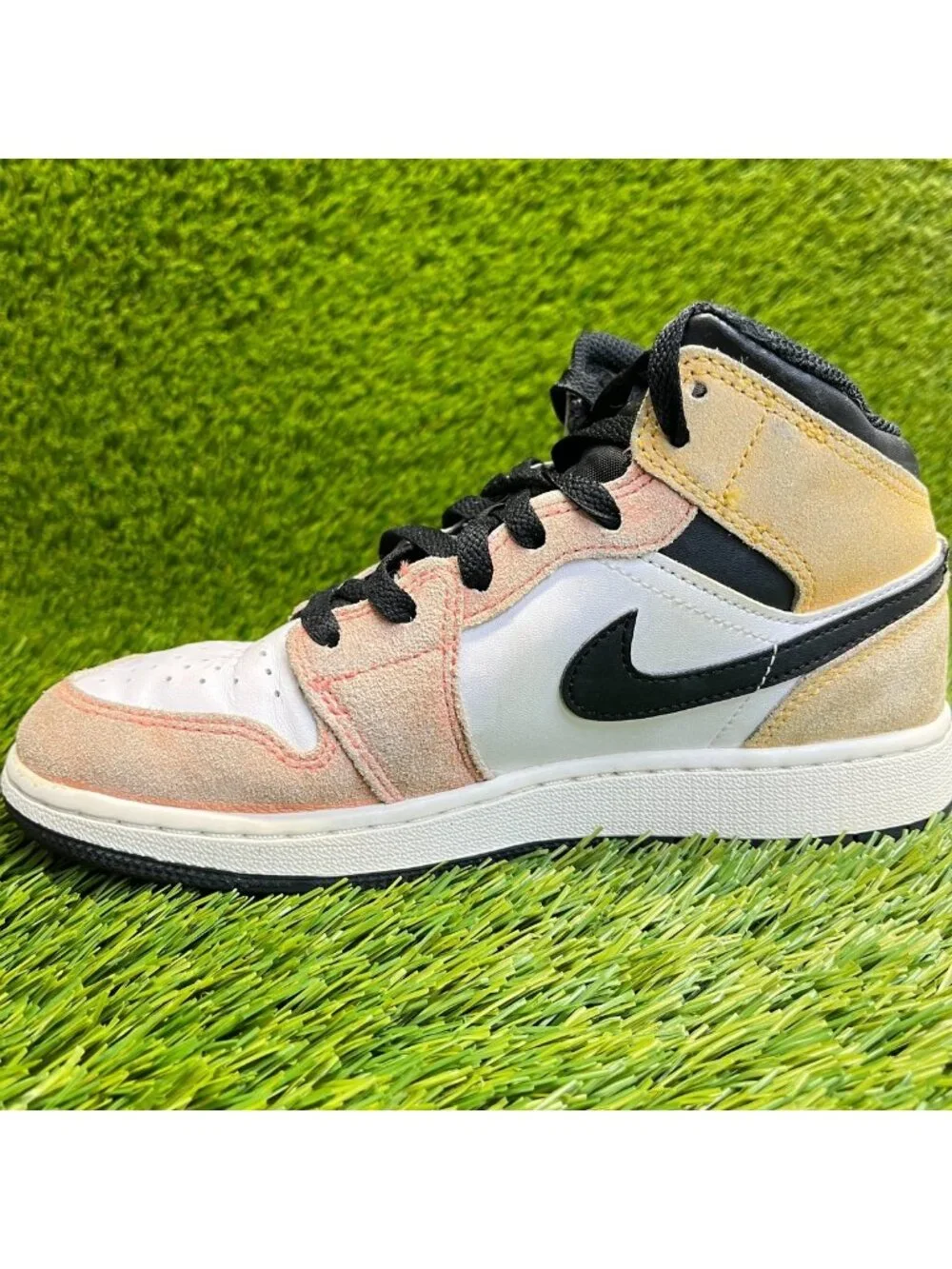 Nike Air Jordan 1 Mid Boys Size 4Y White Peach Athletic Leather Shoes Sneakers